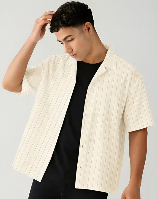 Jumps cute men's textured line collared nack half sleeve cotton blend cream shirt